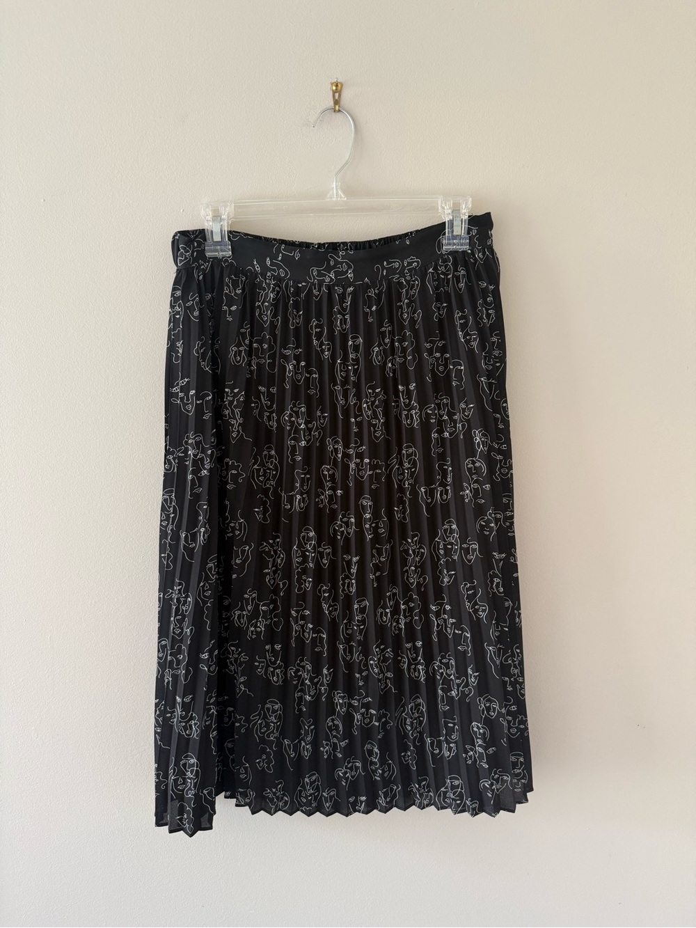 a new day Black Pleated Midi Skirt with White Line Art Print